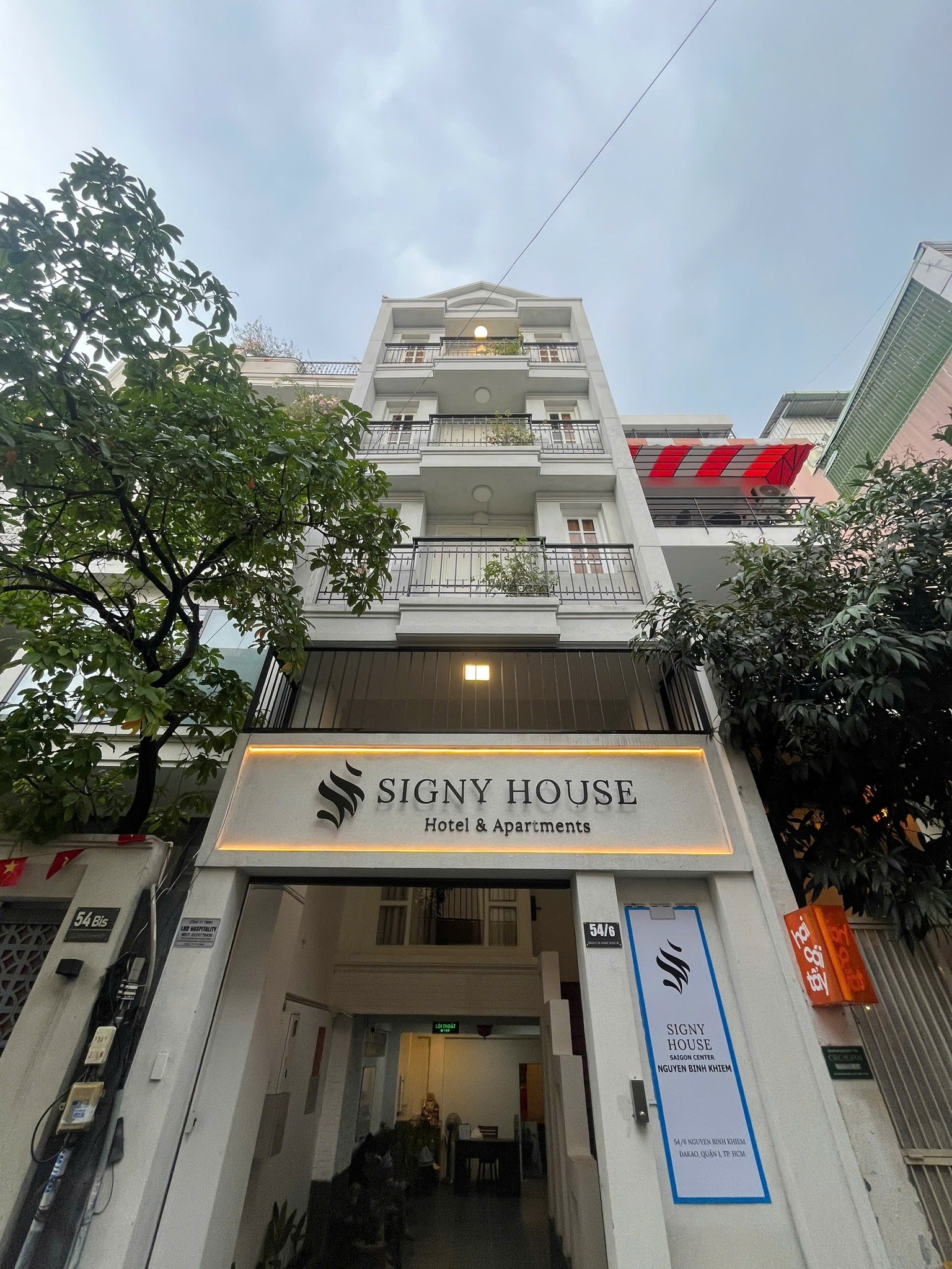 Signy House Living Tan Dinh